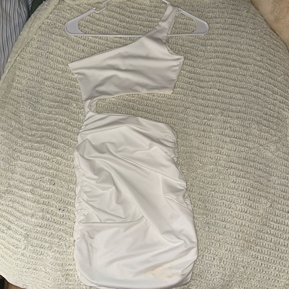 White One-Shoulder Cutout Dress